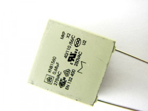 Kondensator przeciwzakłóceniowy KNB1560 X2 0.10UF R15 L-25