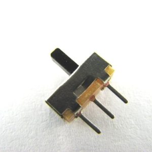 Przełącznik suwakowy SS12D01G4