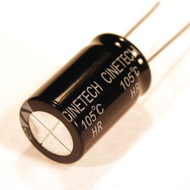 Kondensator elektrolityczny 22uF 250V