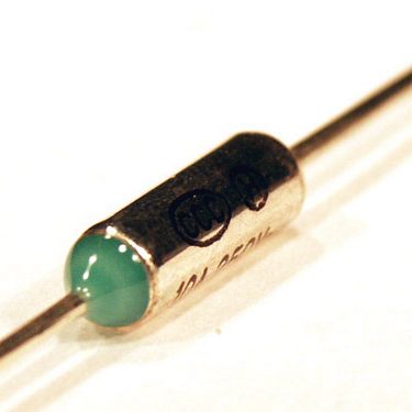 Bezpiecznik termiczny TH-84