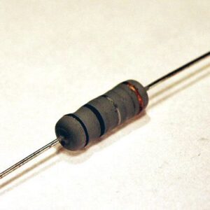 Rezystor drutowy KNPS 3W 10R 5%