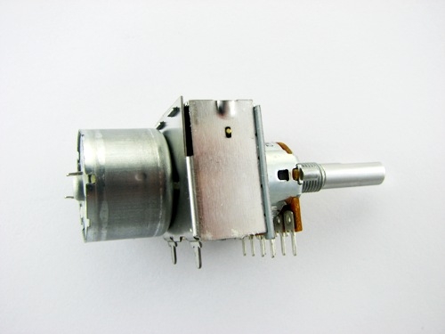 Potencjometr z silnikiem MD16M2HBRT-B3-25F-A100K