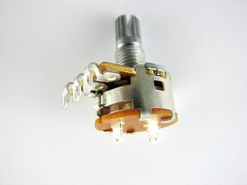 Potencjometr obrotowy TP WH160AK-1-B500K L-15 T18