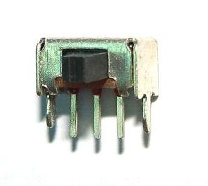 ef0ad70e7c7187b13592994516baf369.jpg Przełącznik suwakowy SGC-12L/5.6/