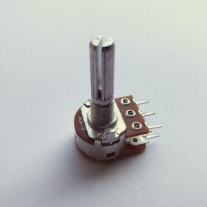 Potencjometr  TP S16KN/5pin-B100K-L25 KC/CI