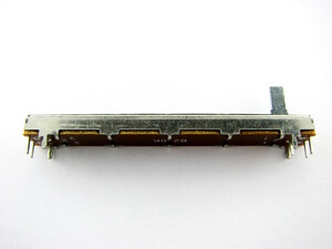 POTENCJOMETR 60LP2A-B-C1M10-B20K-DC-16Y